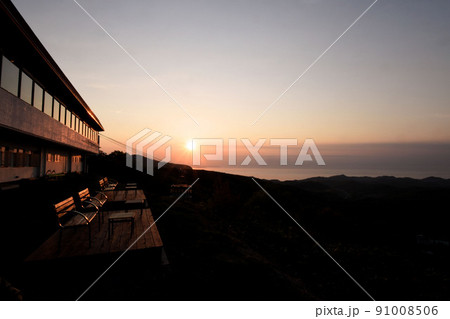 北海道三大夜景、小樽天狗山の夕暮れ 91008506