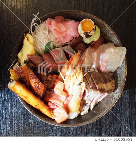 名古屋 仙谷すし 海鮮丼 名古屋 仙谷すし 海鮮丼 91008953