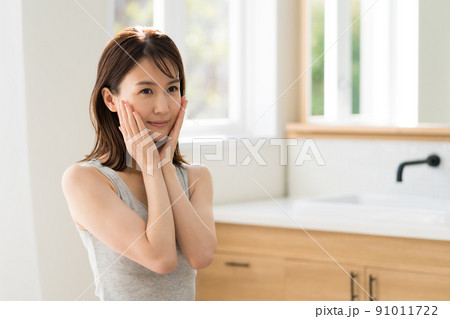 Cosmetically 91011722