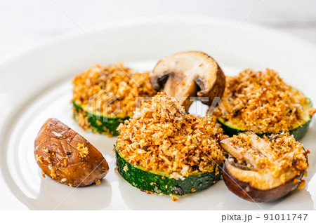 ズッキーニのパン粉焼き 91011747