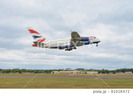 英国航空A380-800離陸 91016472