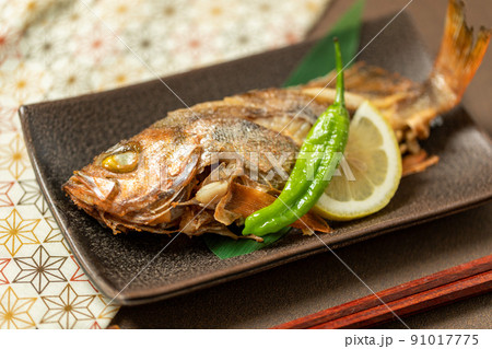メバルの唐揚げ メバルの唐揚げ 91017775