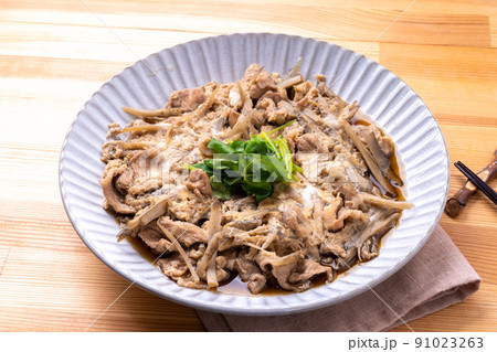 豚肉とごぼうの柳川風 豚肉とごぼうの柳川風 91023263