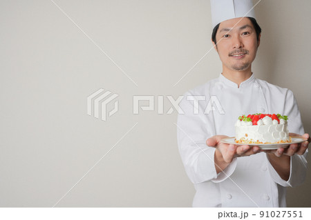 パティシエとケーキ 91027551
