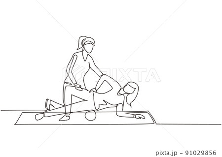 Single continuous line drawing professional female osteopath bonesetter making massage to woman. Spine adjustment. Rehabilitation, manual therapy. Chiropractor working. One line draw design vector 91029856