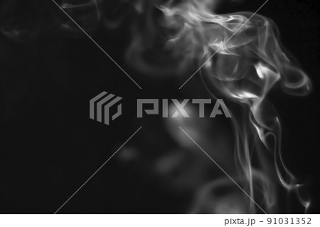 White smoke 91031352