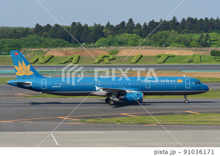 ベトナム航空の旅客機 A321-200 91036171