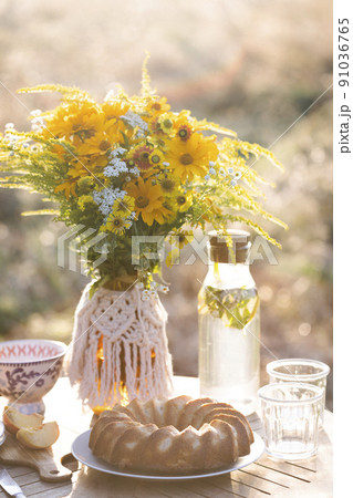 delicious peach pie 91036765