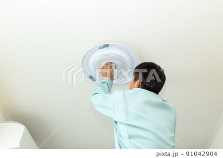 シーリングライトの点検 シーリングライトの点検 91042904