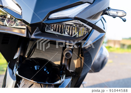 ドライブレコーダーを装着したオートバイ 前部カメラ　b-1 91044588