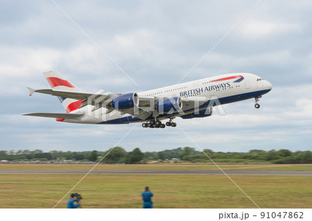 英国航空A380-800離陸 91047862