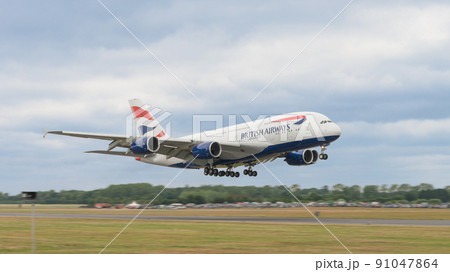 英国航空A380-800離陸 91047864