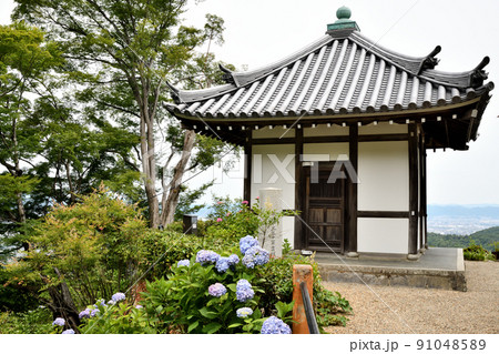 善峯寺(開山堂) 【京都府京都市西京区大原野】 善峯寺(開山堂) 【京都府京都市西京区大原野】 91048589