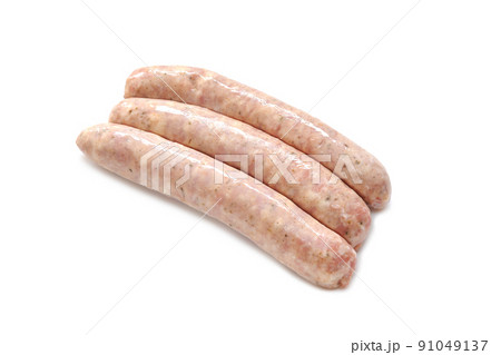 調理前の粗挽きウインナーソーセージ、ポーク【白背景】 調理前の粗挽きウインナーソーセージ、ポーク【白背景】 91049137