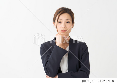 20代女性 ポートレート スーツ 20代女性 ポートレート スーツ 91051410