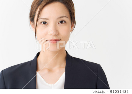 20代女性 ポートレート スーツ 20代女性 ポートレート スーツ 91051482