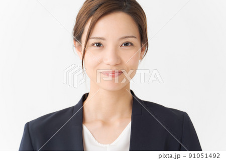 20代女性 ポートレート スーツ 20代女性 ポートレート スーツ 91051492
