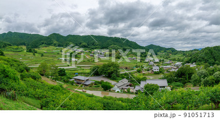 2022年6月14日の飛鳥 明日香の棚田 パノラマ 上居から阪田と稲渕の棚田 2022年6月14日の飛鳥 明日香の棚田 パノラマ 上居から阪田と稲渕の棚田 91051713