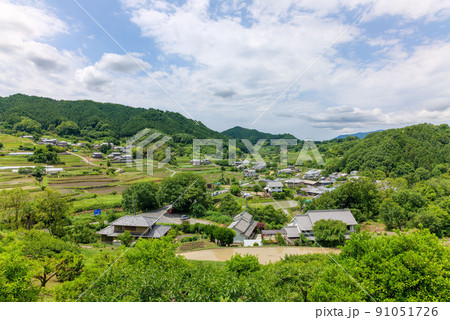2022年6月8日の飛鳥 石舞台古墳周辺の棚田 上居から上居と阪田と稲渕の棚田 2022年6月8日の飛鳥 石舞台古墳周辺の棚田 上居から上居と阪田と稲渕の棚田 91051726