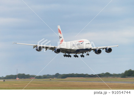英国航空A380-800着陸 91054744