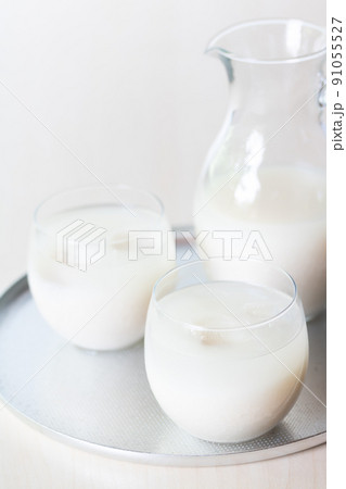 米糀だけで作った昔ながらの冷やし甘酒 米糀だけで作った昔ながらの冷やし甘酒 91055527