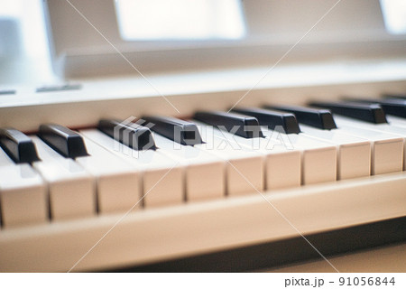 電子ピアノ 91056844