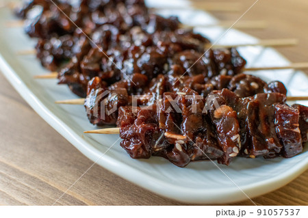 鯨肉の南蛮漬け串 鯨肉の南蛮漬け串 91057537
