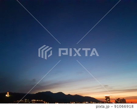 空 雲 日暮れ マジックアワー 空 雲 日暮れ マジックアワー 91066918
