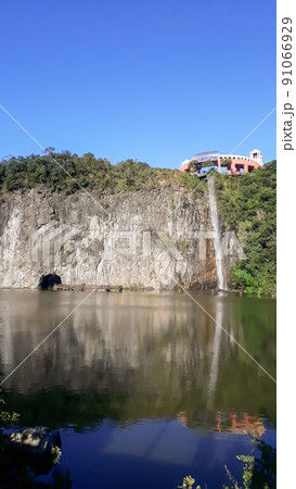 Tangua park in Curitiba, Brazil. viewpoint and lake. 91066929