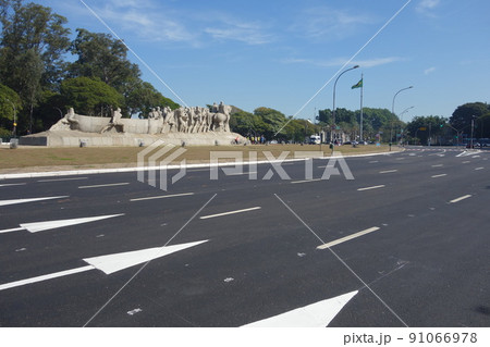 Monumento as Bandeiras, or Monument to the Flags, in Ibirapuera Park, city of Sao Paulo, Brazil 91066978