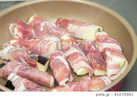 ナスの豚肉巻き ナスの豚肉巻き 91070902