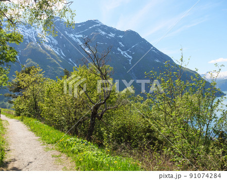 the village Eidfjord in norway the village Eidfjord in norway 91074284