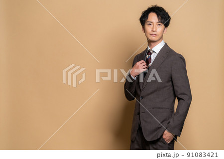 男性　ビューティー　美容　スーツ　メンズビューティー　スキンケア 91083421