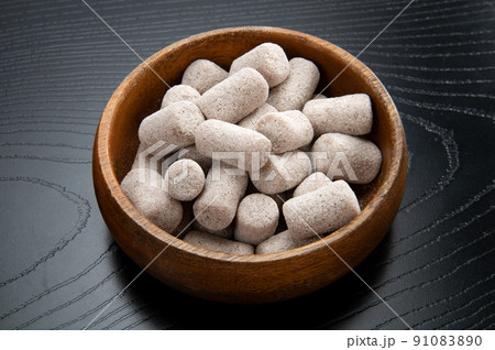 愛媛県産の駄菓子、麦こがし飴 愛媛県産の駄菓子、麦こがし飴 91083890