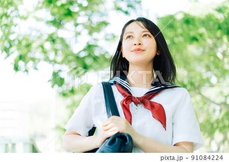 セーラー服の女子高生 セーラー服の女子高生 91084224