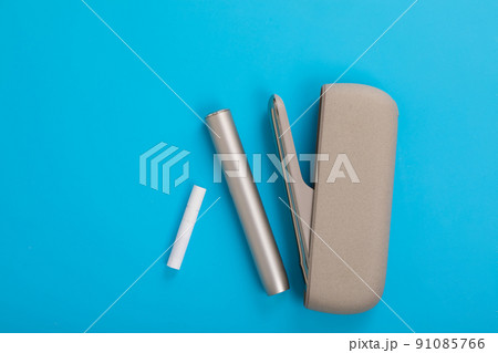 電子タバコ　cigarette 91085766