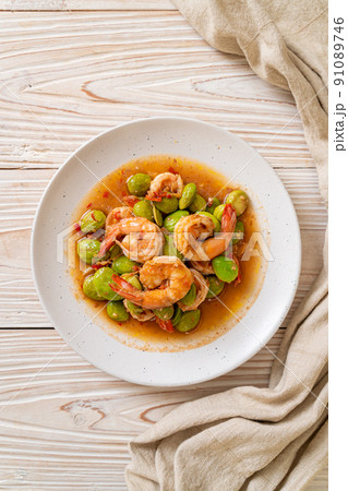 Stir-Fried Twisted Cluster Bean with Shrimp Stir-Fried Twisted Cluster Bean with Shrimp 91089746