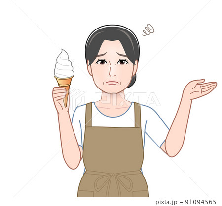 ソフトクリームを持った女性 91094565