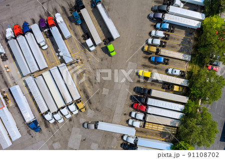 A top view of a truck stop on the highway at the rest area 91108702