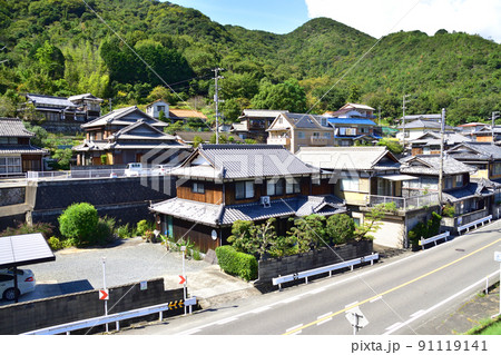 2021年夏。赤穂線の西大寺駅から播州赤穂間の車窓からの風景 2021年夏。赤穂線の西大寺駅から播州赤穂間の車窓からの風景 91119141