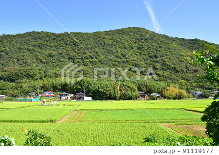 2021年夏。赤穂線の西大寺駅から播州赤穂間の車窓からの風景 2021年夏。赤穂線の西大寺駅から播州赤穂間の車窓からの風景 91119177