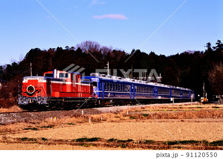 1999年 八高線を走るDD51842高尾山初詣臨 1999年 八高線を走るDD51842高尾山初詣臨 91120550