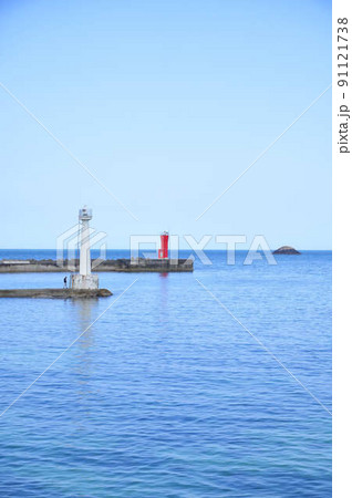 海と灯台　風景写真 91121738
