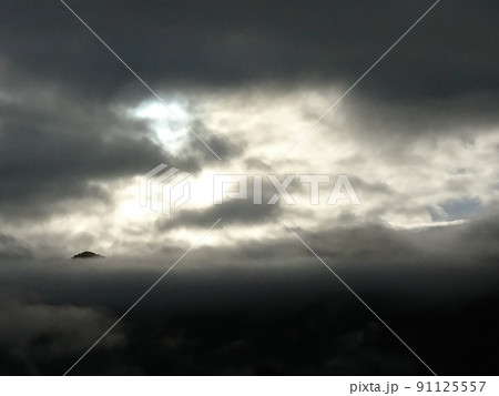 雲 雲 91125557