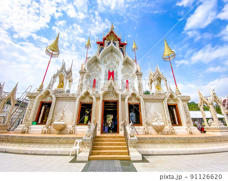 Wat Khoi white temple in Phetchaburi, Thailand 91126620