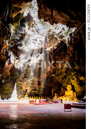 Tham Khao Luang cave in Phetchaburi, Thailand Tham Khao Luang cave in Phetchaburi, Thailand 91126654