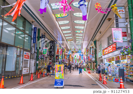 日本の東京都市景観 川崎銀柳街歩行者天国などを望む 日本の東京都市景観 川崎銀柳街歩行者天国などを望む 91127453