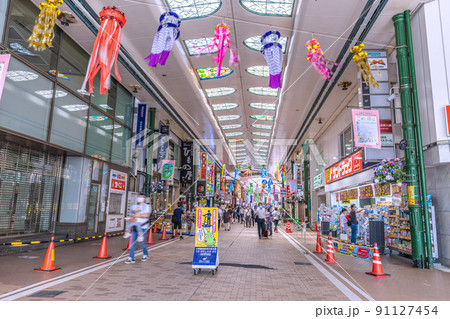 日本の東京都市景観 川崎銀柳街歩行者天国などを望む 日本の東京都市景観 川崎銀柳街歩行者天国などを望む 91127454