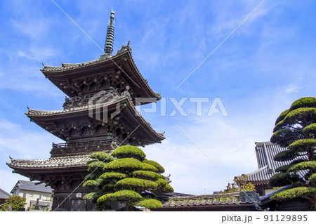 臼杵市の龍原寺三重の塔 91129895