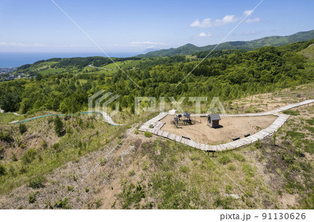 洞爺 西山山麓火口を空撮(第2展望台) 洞爺 西山山麓火口を空撮(第2展望台) 91130626
